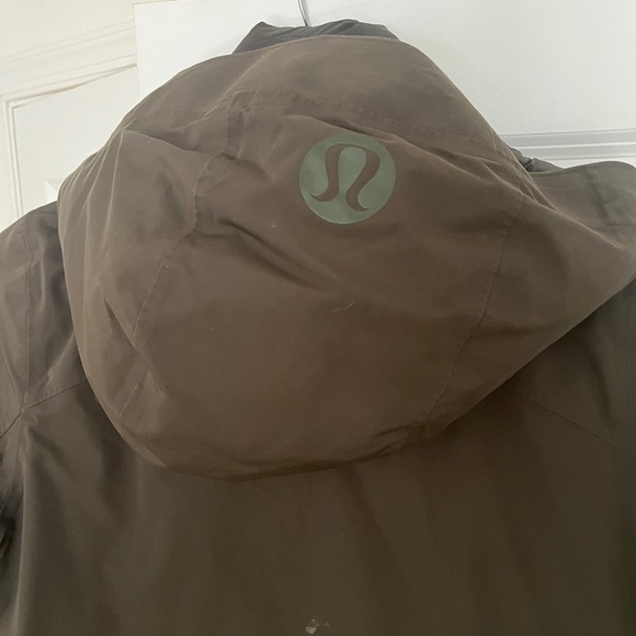Lululemon recycled winter down jacket - Picture 7 of 8